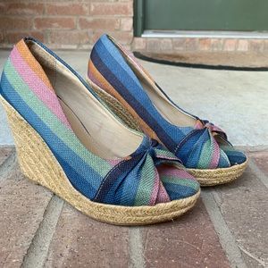 SALE! $7! 🎉 wedges